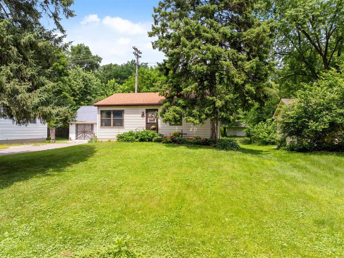 5450 Gettle Avenue, Madison, WI 53705 - #1