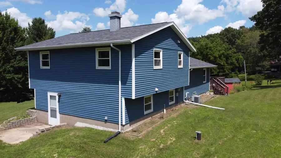 15165 Hennepin Road, Tomah, WI 54660 - Image #2