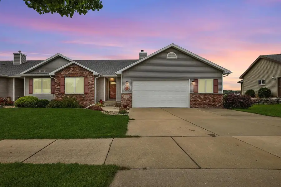 402 Matterhorn Drive, Verona, WI 53593 - Image #3