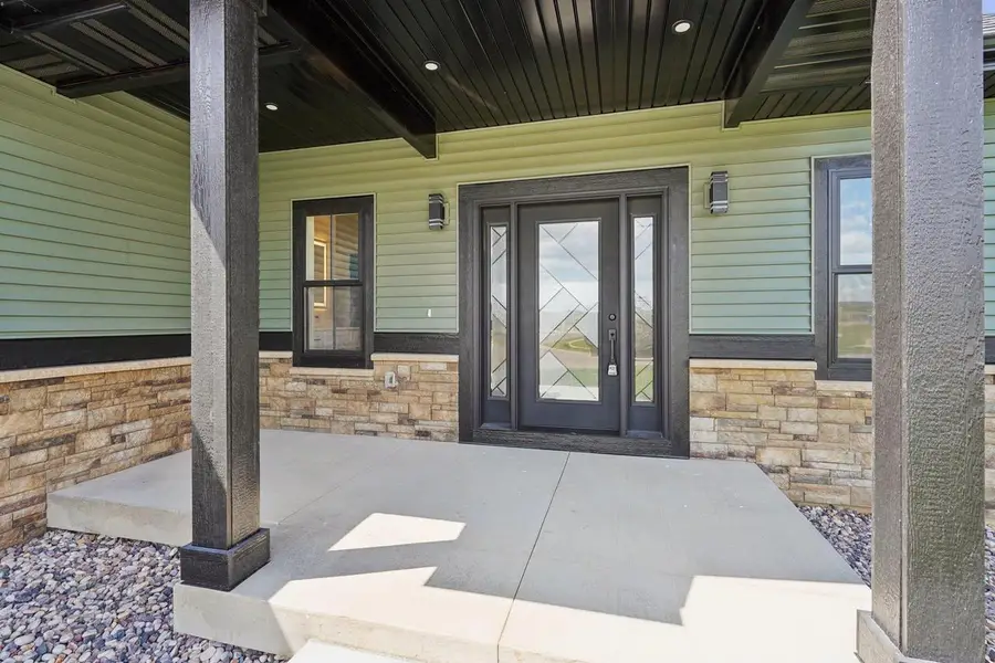 264 Falcon Court, Sauk City, WI 53583 - Image #2