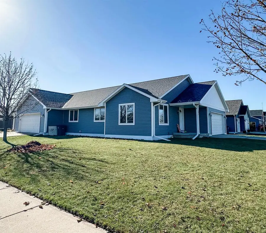 601 Porter Street, Evansville, WI 53536 - Image #2