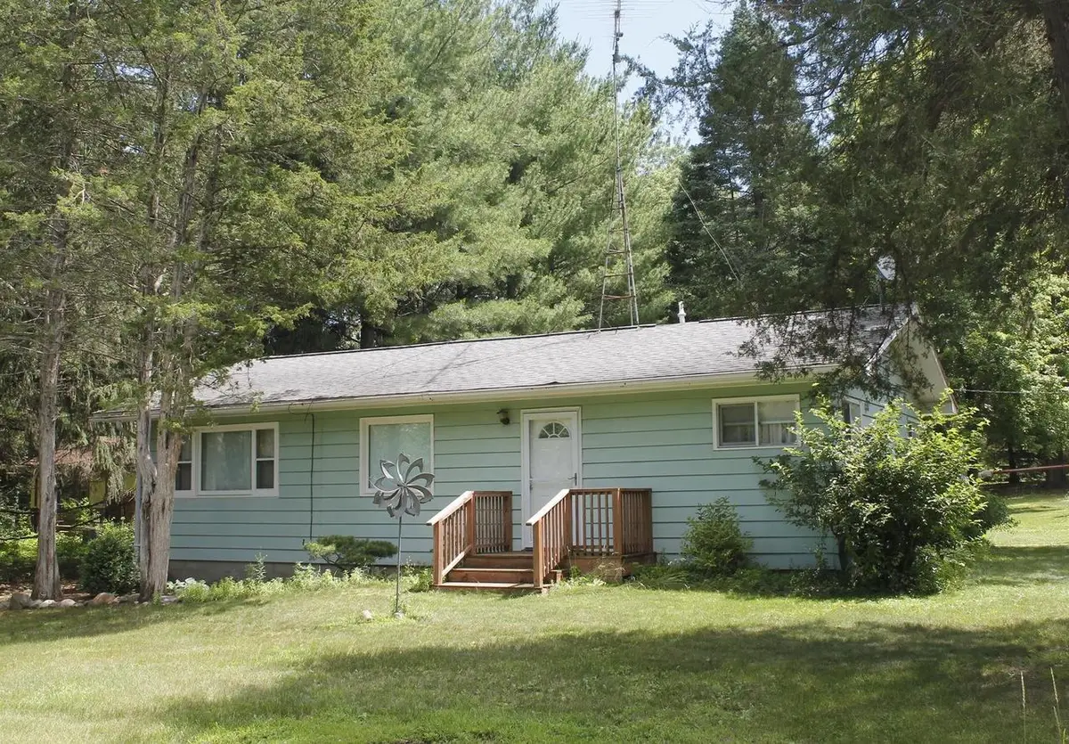 N3190 Oak Street, Markesan, WI 53946 - Image #1