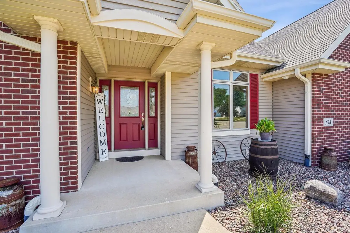 638 Windsor Terrace, Jefferson, WI 53549 - #1