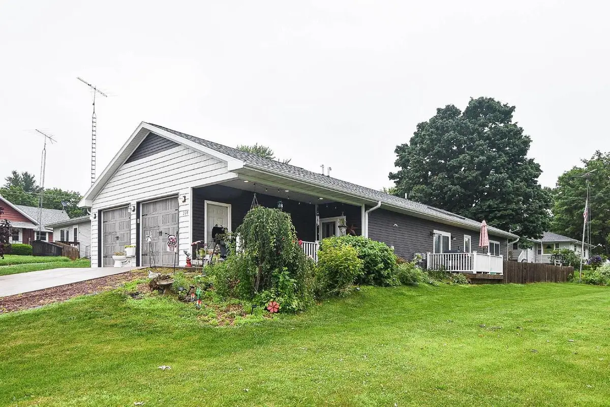 228 N Penn Street, Belmont, WI 53510 - Image #1