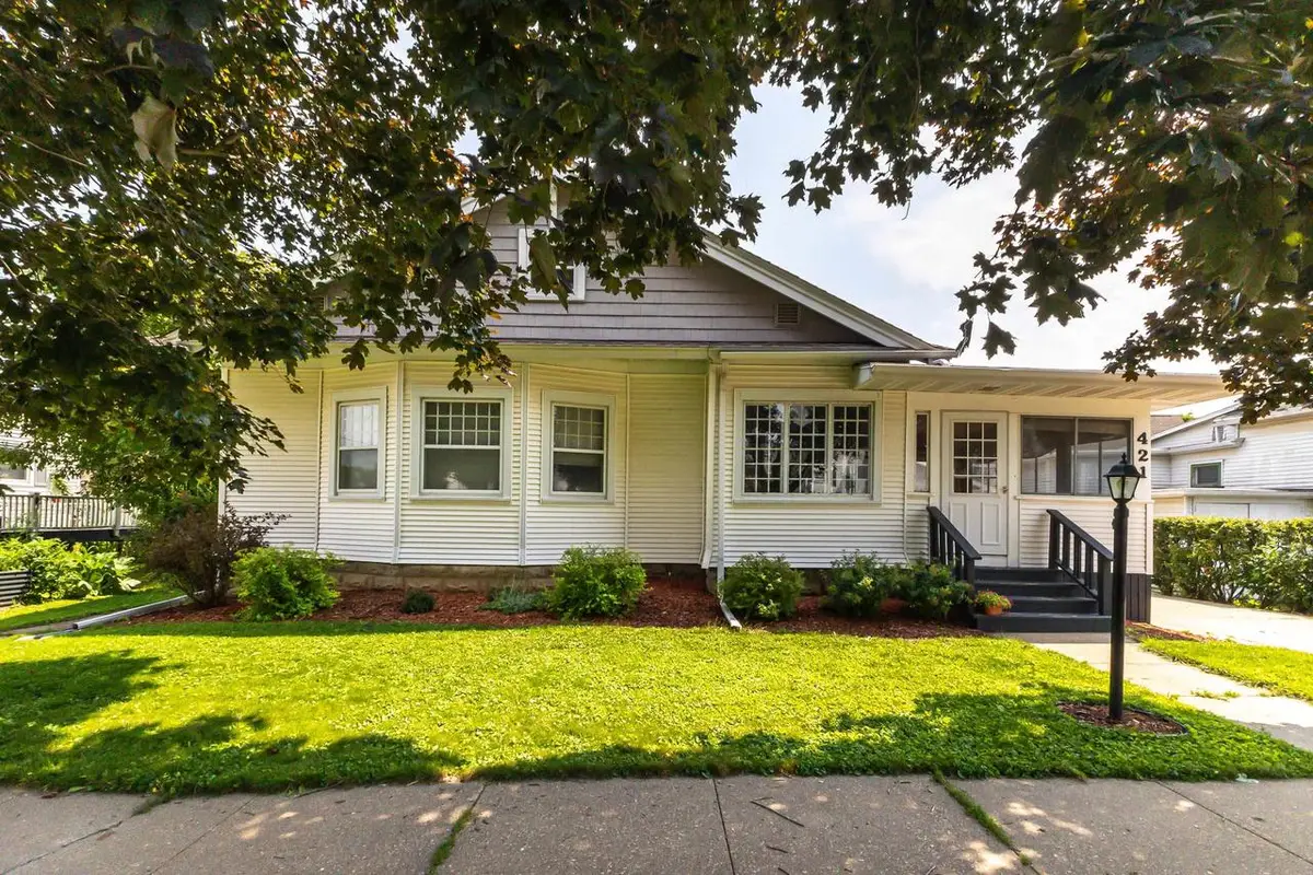 421 N Jefferson Street, Lancaster, WI 53813 - #1