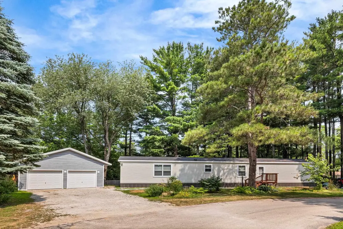 w2354 Highway 23 #101, Green Lake, WI 54941 - Image #1