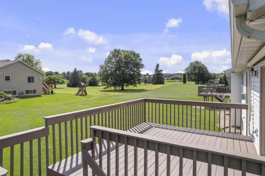 402 Concord Drive, Oregon, WI 53575 - Image #3