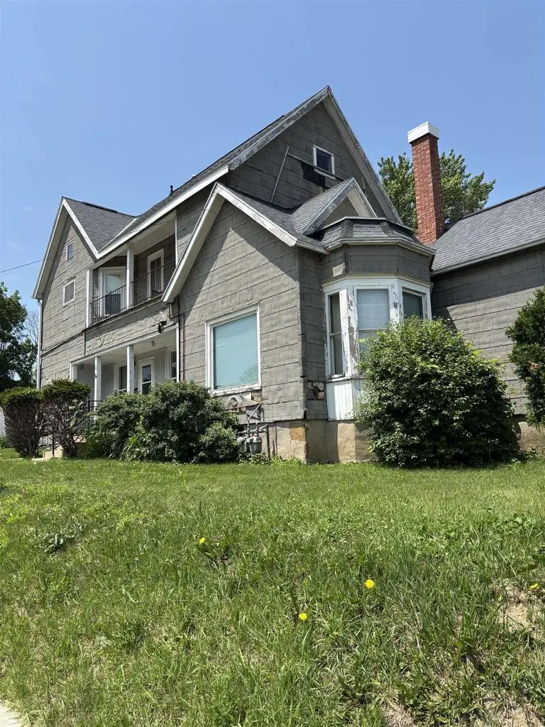 202 Erickson Street, Elroy, WI 53929 - Image #2