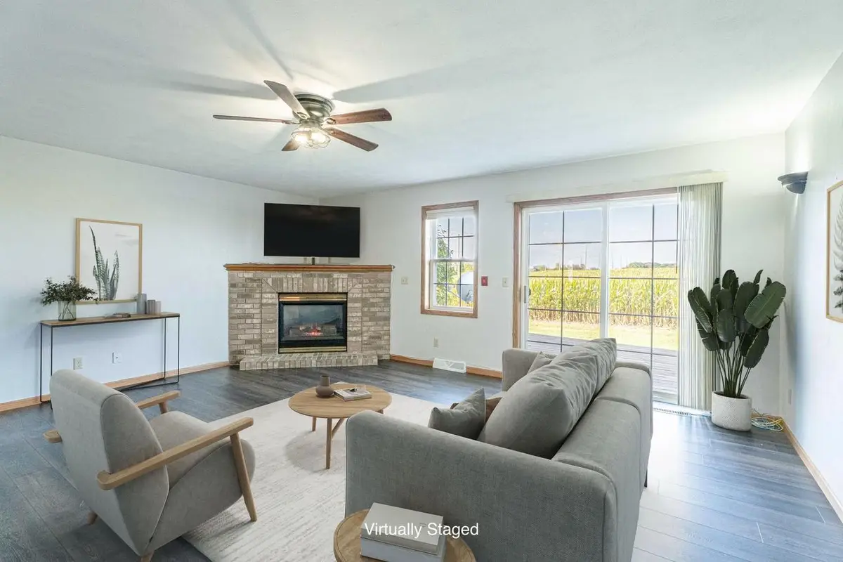 2367 EFFINGHAM Way, Sun Prairie, WI 53590 - Image #1