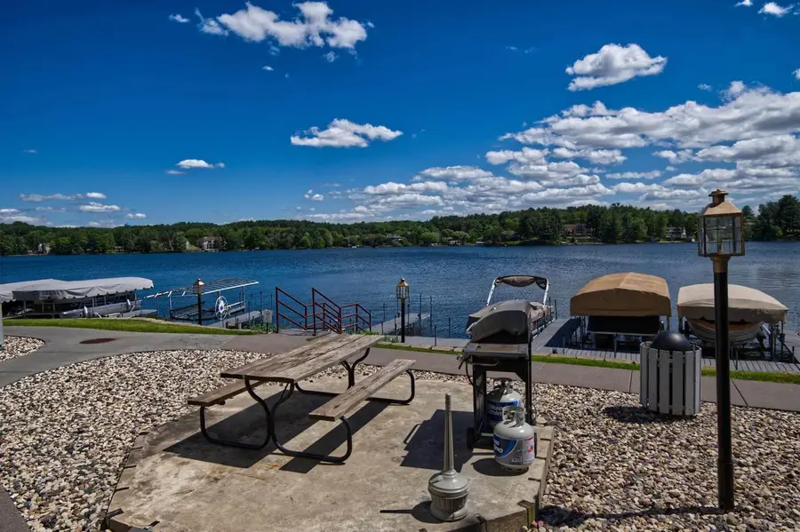 530 E Hiawatha Drive #315, Wisconsin Dells, WI 53965 - Image #2