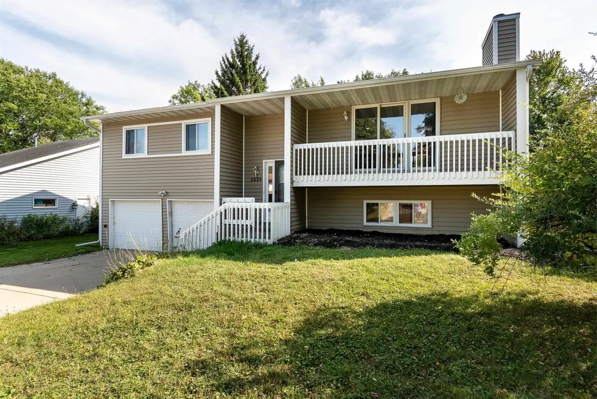 5625 Irongate Drive, Madison, WI 53716 - Image #1