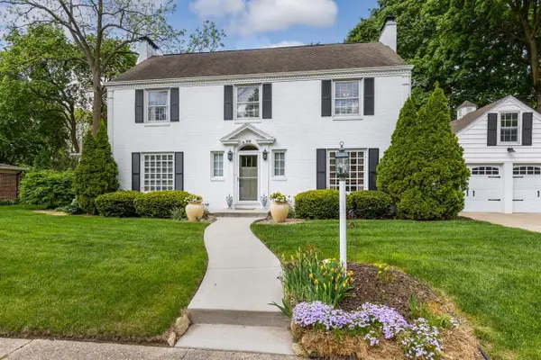 22 S Garfield Avenue, Janesville, WI 53545