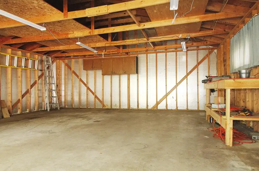 N5830 Oak Tree Acres, Princeton, WI 54968 - Image #2