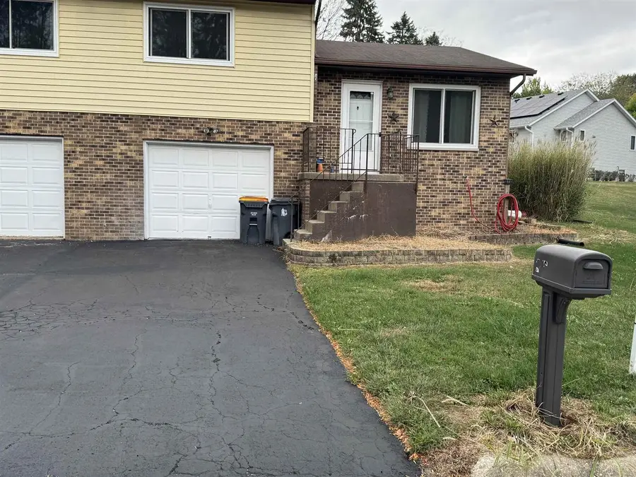 206 27th Street, Monroe, WI 53566 - Image #2