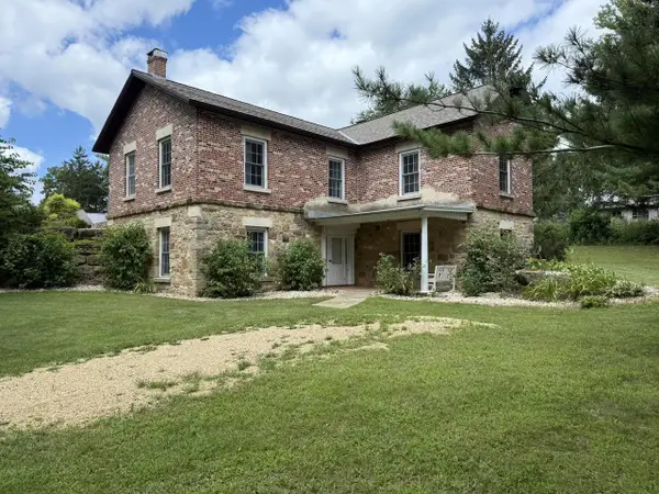 149 & 151 Merry Christmas Lane, Mineral Point, WI 53565