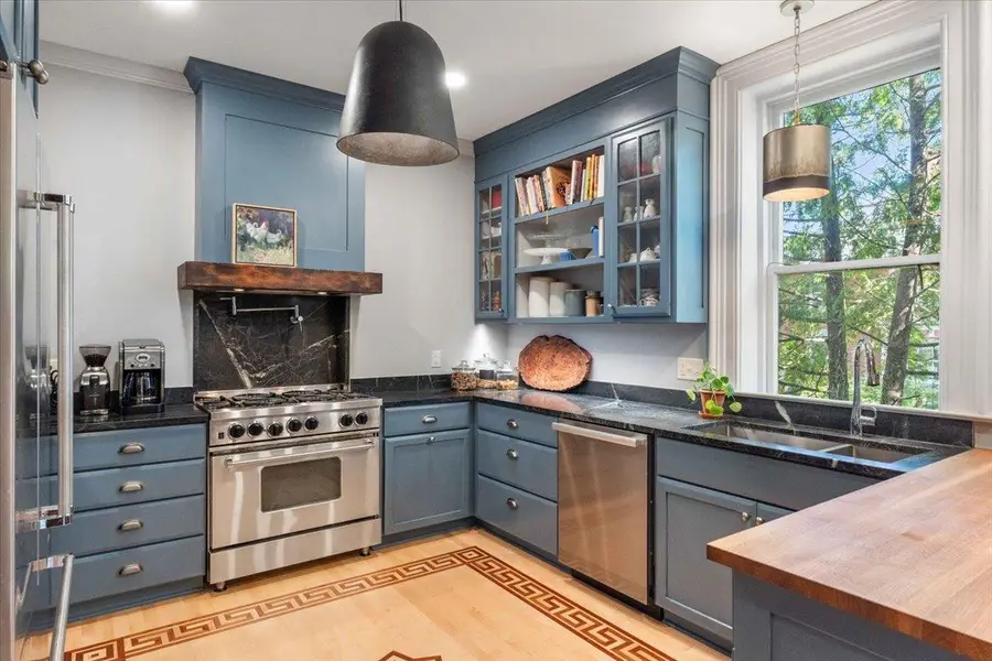 752 E Gorham Street, Madison, WI 53703 - Image #3