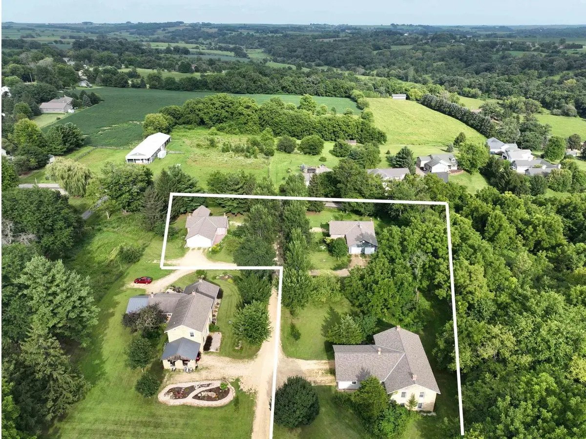 141-151 Merry Christmas Lane, Mineral Point, WI 53565 - Image #1