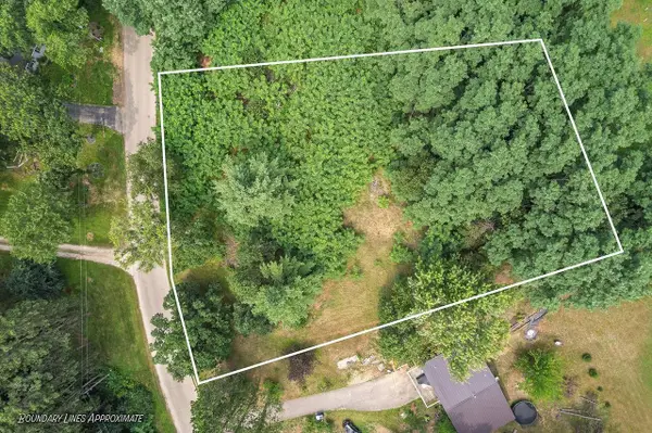 Lot 8 Yellow Thunder, Baraboo, WI 53913