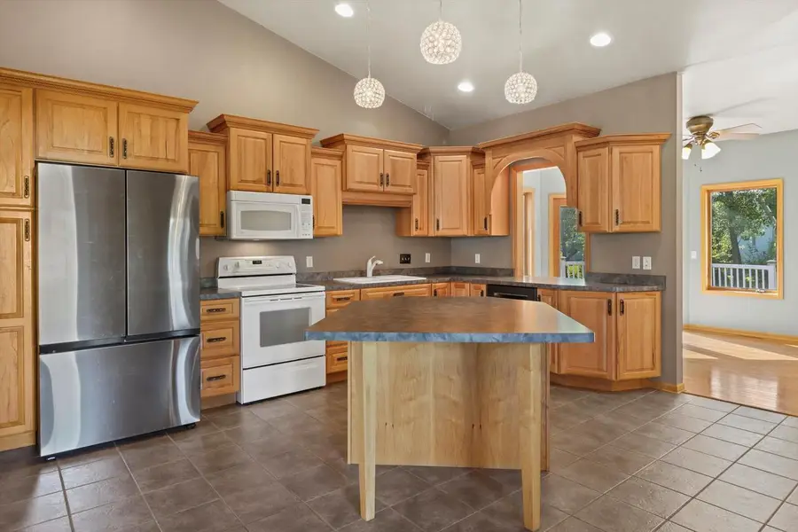 1016 Eagle Lane, Poynette, WI 53955 - Image #3