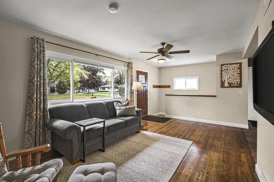 5421 Admiral Drive, Monona, WI 53716 - Image #3