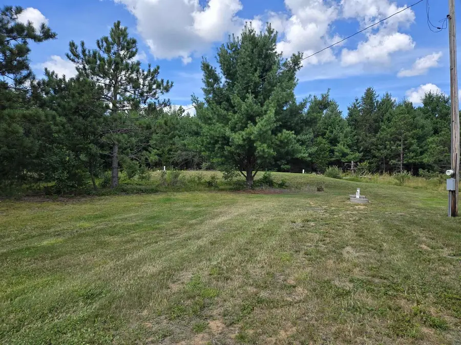 942 13th Avenue, Arkdale, WI 54613 - Image #3