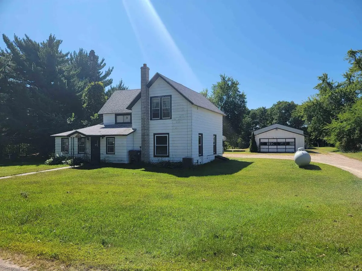 899 Gillette Lane, Wisconsin Dells, WI 53965 - Image #1