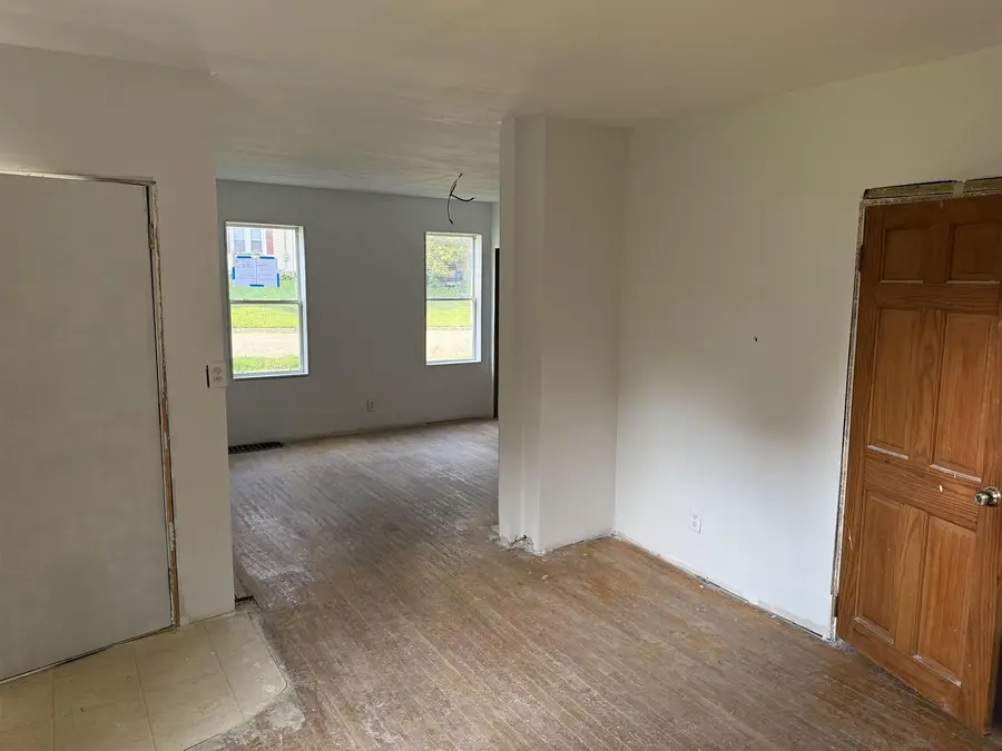 1300 Grand Avenue, Janesville, WI 53546 - Image #2