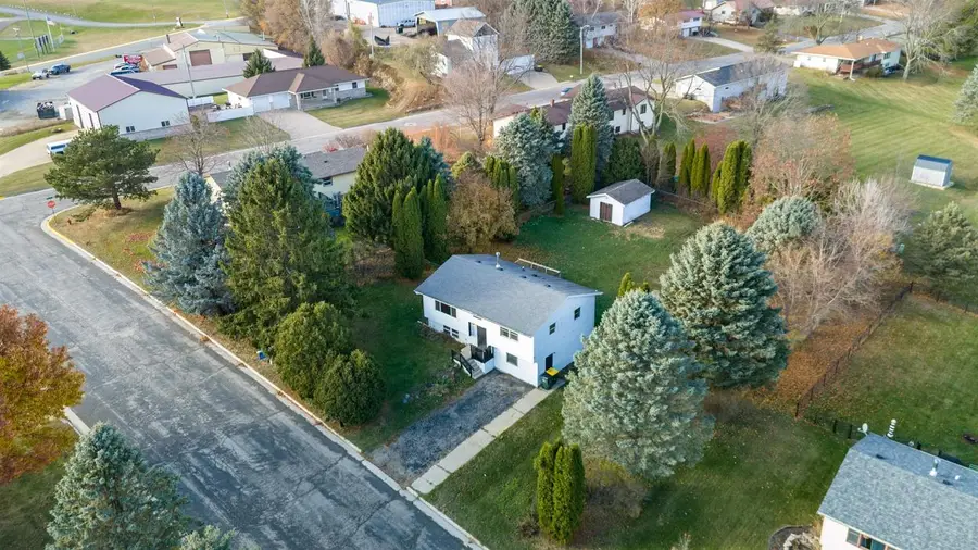 103 Ruste Road, Barneveld, WI 53507 - Image #3