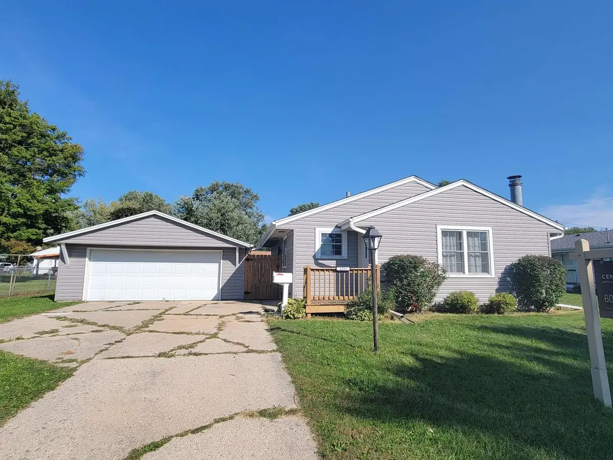 2213 S Walnut Street, Janesville, WI 53546 - Image #1