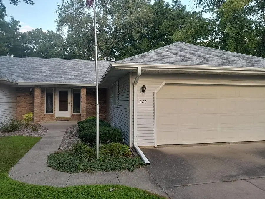 620 Pioneer Road, Platteville, WI 53818 - Image #2