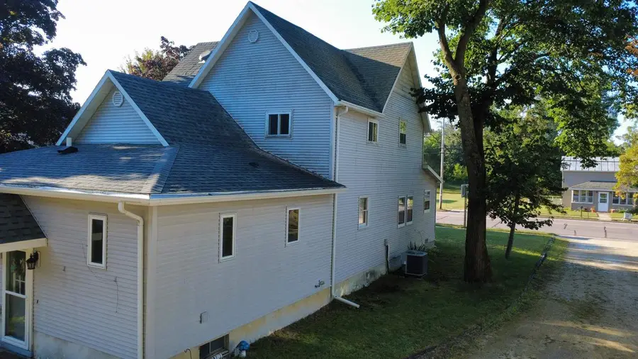 333 E Montello Street, Montello, WI 53949 - Image #3