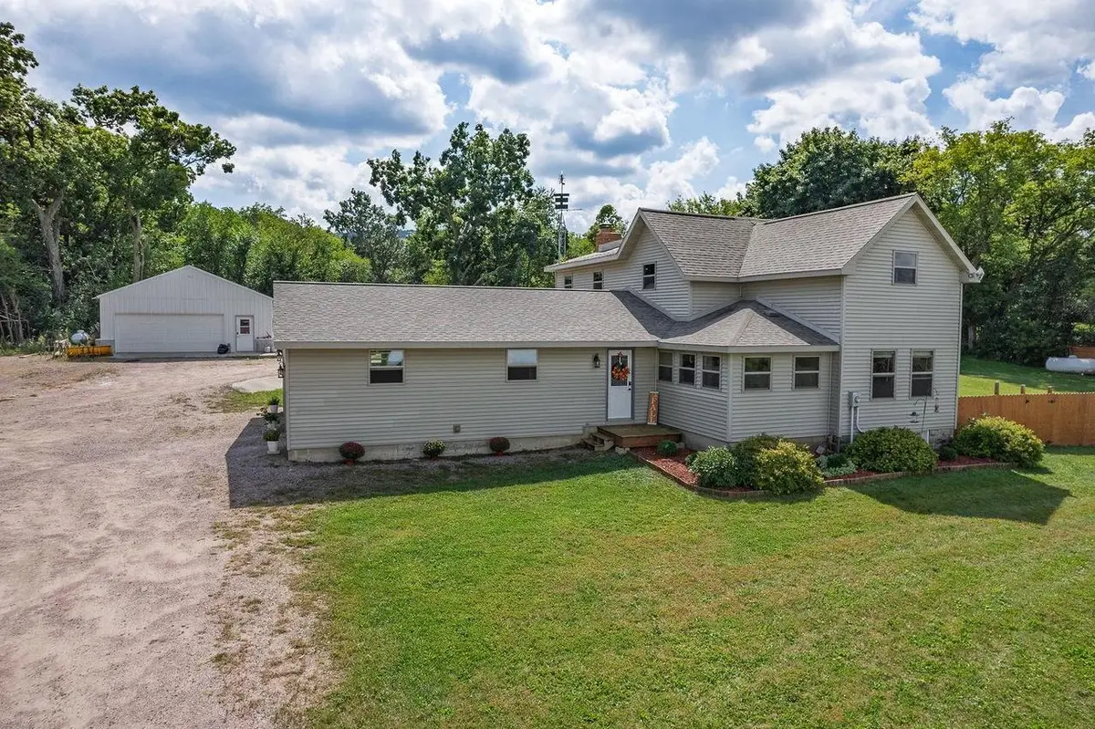 E13095 County Rd. W, Baraboo, WI 53913 - Image #1