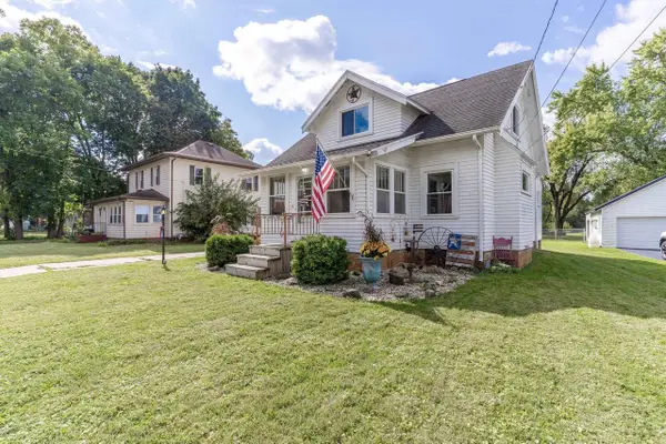 17 W Madison Avenue, Milton, WI 53563