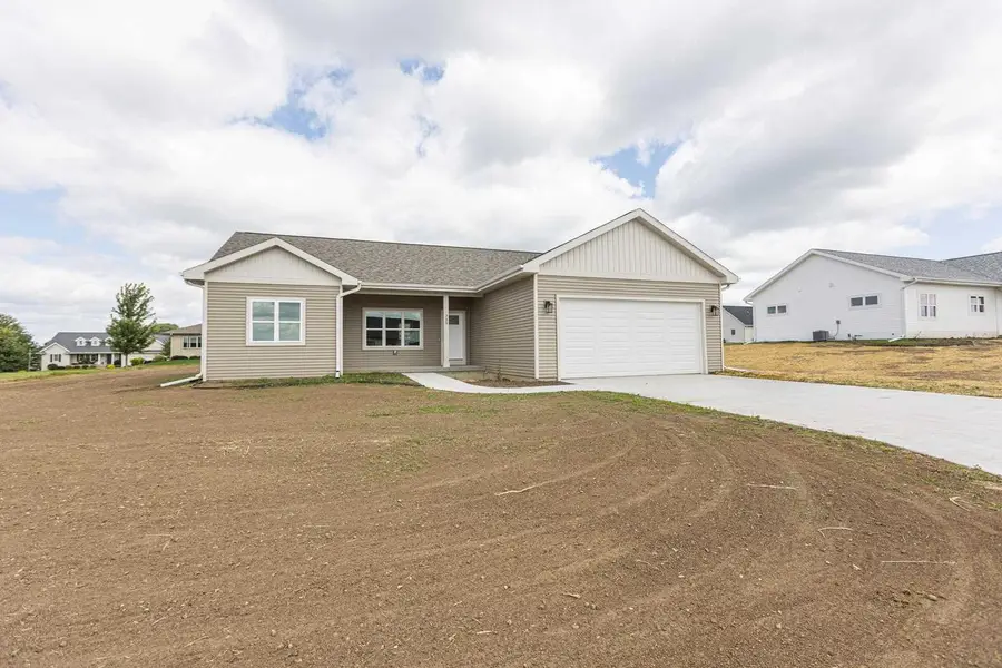 335 Eisenhower Court, Cuba City, WI 53807 - Image #2