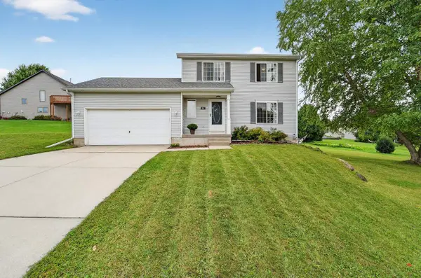 816 Vista Ridge Drive, Mount Horeb, WI 53572