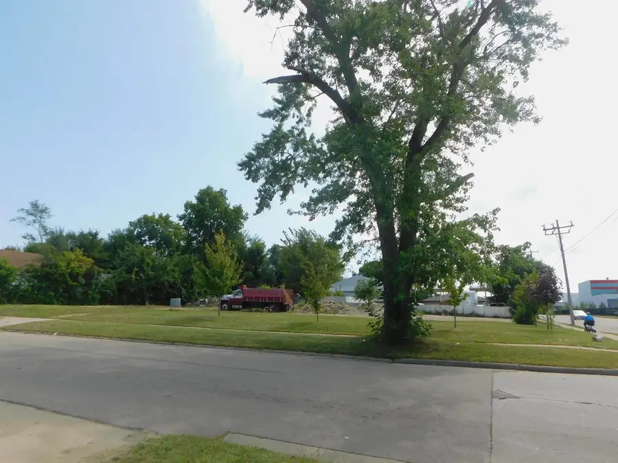 1681 Park Avenue, Beloit, WI 53511 - Image #2