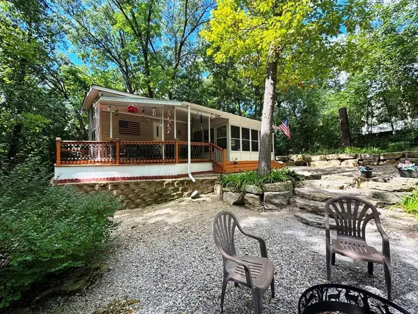 306 Westview Drive, Edgerton, WI 53534