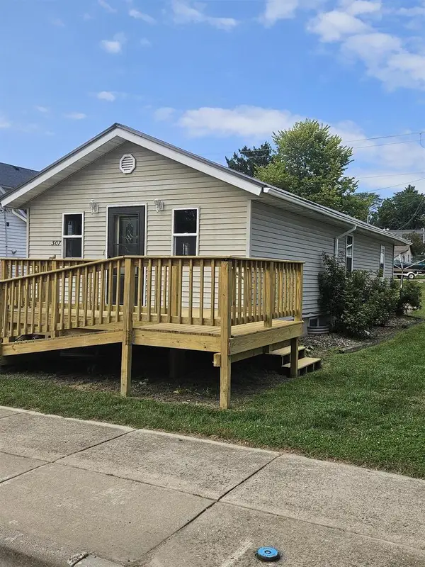 307 E Front Street, Wauzeka, WI 53826