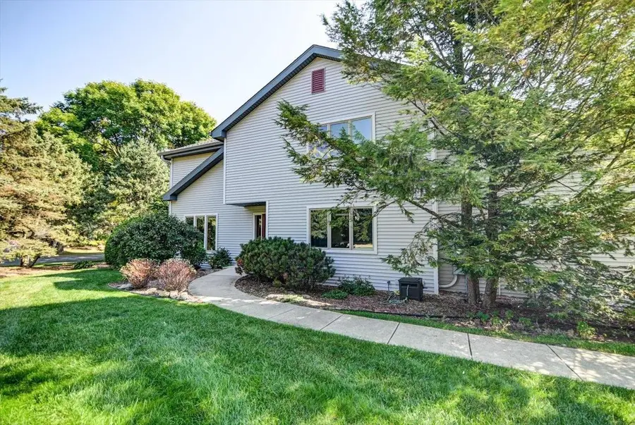 2 Hidden Hollow Trail, Madison, WI 53717 - Image #2