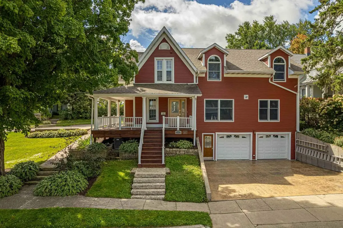 110 Maiden Street, Mineral Point, WI 53565 - Image #1