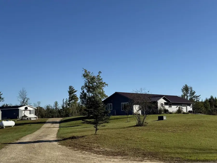 33486 Driftwood Avenue #C, Byron, WI 54666 - Image #2