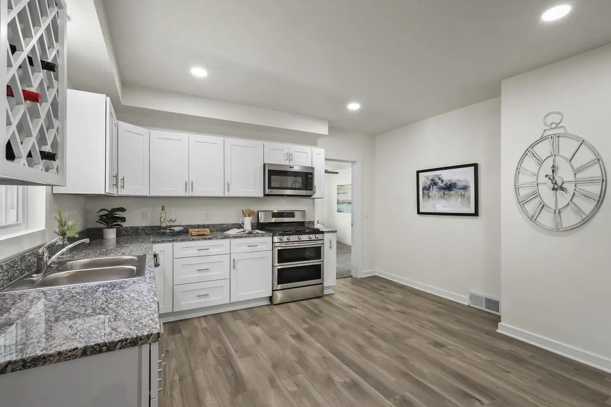 709 Linnerud Drive, Sun Prairie, WI 53590 - Image #1