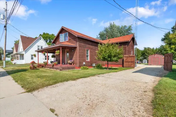 154 E Main Street, Wautoma, WI 54982