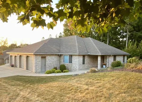 1222 W Sherman Avenue #P, Fort Atkinson, WI 53538