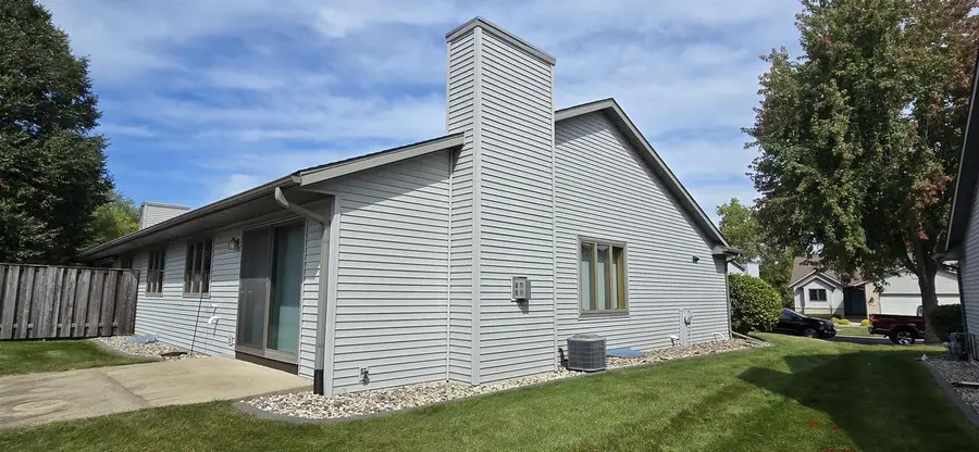 18 Village Homes Drive, Waunakee, WI 53597 - Image #3