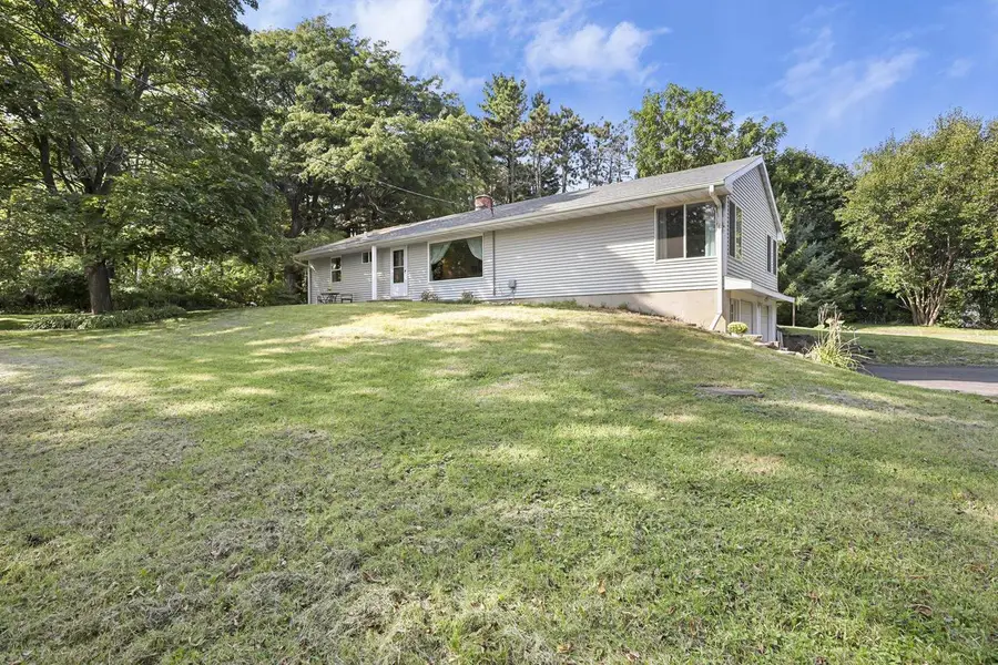 6064 Vroman Road, Fitchburg, WI 53593 - Image #3