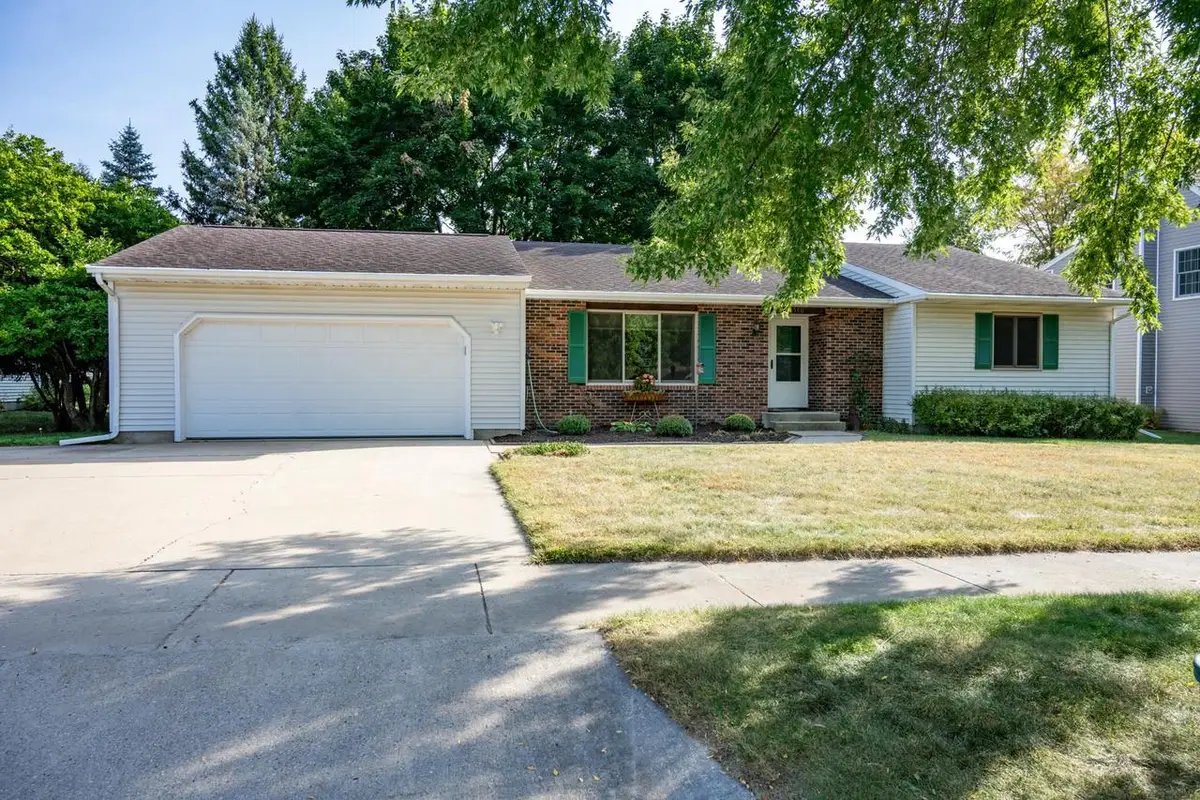 1580 Canterbury Drive, Reedsburg, WI 53959 - Image #1