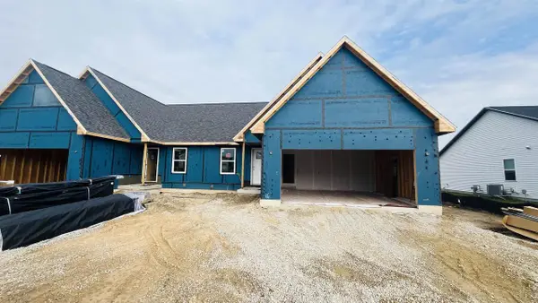 380 Lilac Lane #011, Stoughton, WI 53589