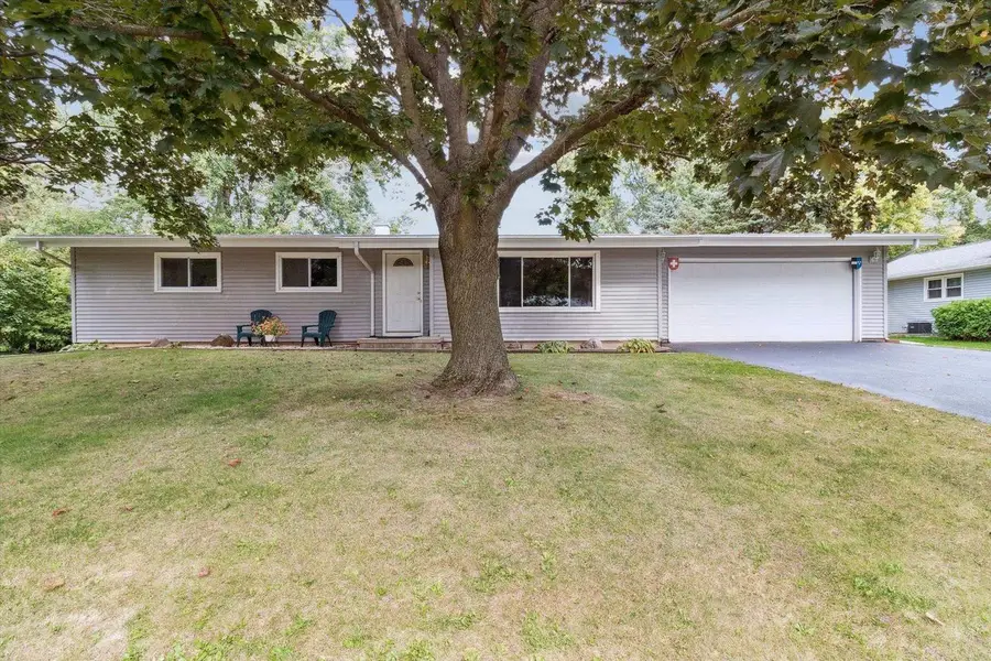 662 French Glen, Oregon, WI 53575 - #3