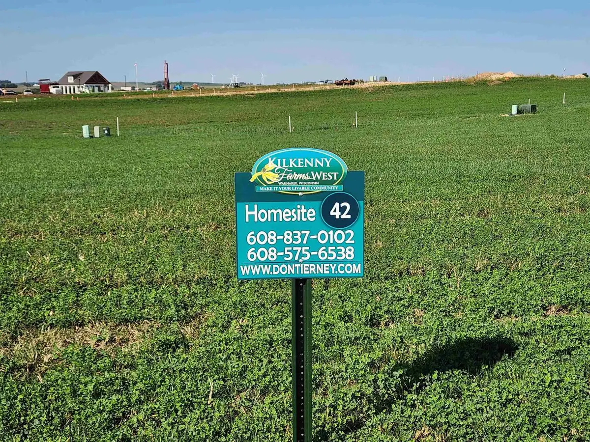 1505 S Holiday Drive, Waunakee, WI 53597 - Image #1